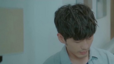 绾馨 - 回忆总想哭