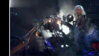 Lady Gaga - Hair（iHeartRadio Festival 2011）