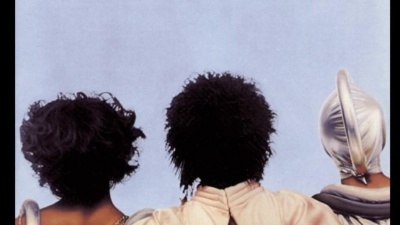 LaBelle、Patti LaBelle - Isn't It A Shame