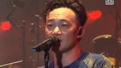 壹世疯癫 - 陈奕迅 L.O.V.E. is L.I.V.E. 演唱会《敬烟》