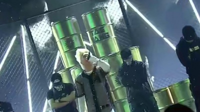 七咪 - 韩国热门歌曲《ring a ling a》现场版，这旋律太洗脑了！