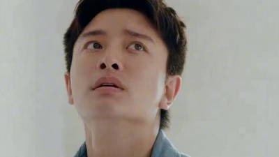 阿委Awei - 分享孙露的经典歌曲《烟雨年代》，一首深情歌曲，很好听的！