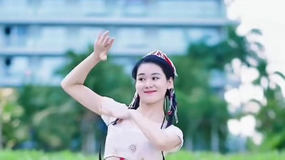 别捏我小肥脸哦 - 掀起你的盖头来 让我看看你的脸#舞蹈