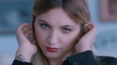 Julia Michaels - Uh Huh
