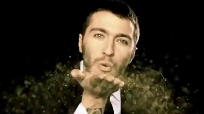 Robert M、Dirty Rush - Super Bomb