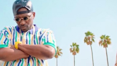 Major Lazer、Busy Signal - Jump