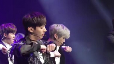 Wanna One (워너원) - NEVER
