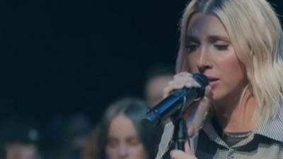 Bryan & Katie Torwalt - Miracle In The Works