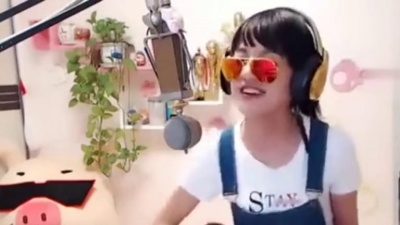 醉人心弦的音乐短片 - YY主播文儿！霸气演唱《王妃》，我的王妃，我要霸占你的美