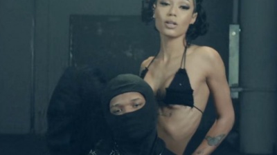 B-Lovee、Coi Leray - Demon