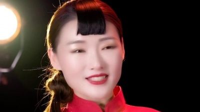 崔晓琳星光大道歌手 - 山西姑娘一首《大红公鸡毛腿腿》韵味十足！