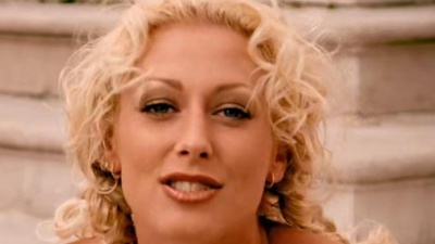 Steps - Love's Got a Hold on My Heart