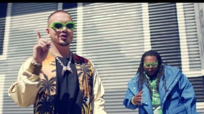 Zion & Lennox、J Balvin - No Es Justo