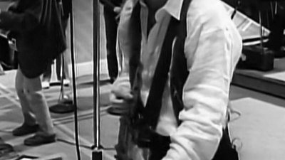 U2 - When Love Comes To Town