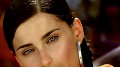 Nelly Furtado - Turn Off The Light