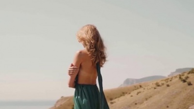 Max Oazo、Camishe - Love Me Like You Do