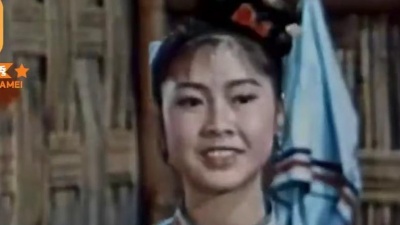 全球热歌榜 - 经典歌曲《山歌好比春江水》，配上这熟悉的画面，满屏幕的回忆