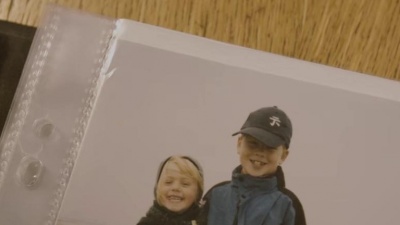 Emil Kruse、MAS - Til Min Familie