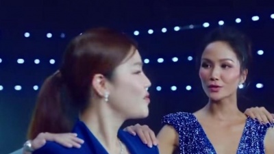 Lynk Lee、Uyên Linh、Bảo Anh、Chị Đẹp Đạp Gió Rẽ Sóng - Nơi Bình Minh Đầy Nắng
