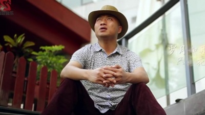 何人 - 总有一首歌我会打动你