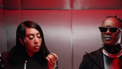 Kali Uchis、Amaarae、Moliy - SAD GIRLZ LUV MONEY
