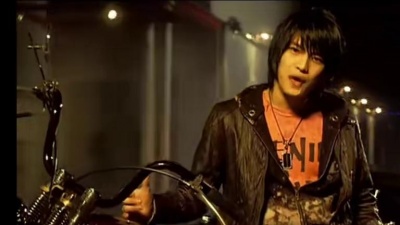 东方神起 - Rising Sun (日文版)