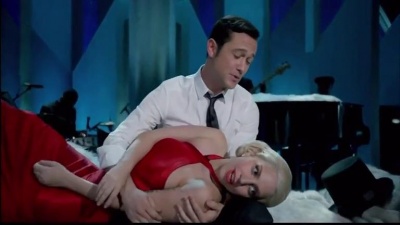 Lady Gaga、Joseph Gordon-Levitt - Baby,It's Cold Outside