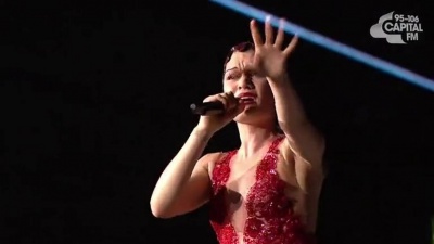 Jessie J - Thunder