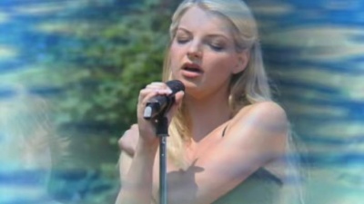 Yvonne Catterfeld - Fuer dich (ZDF-Fernsehgarten 08.06.2003)