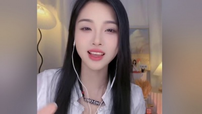 大麦 - 花自向阳开