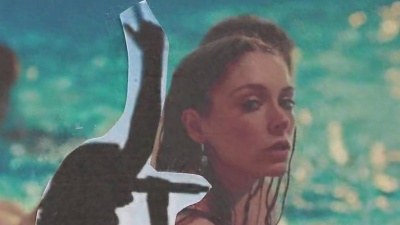Holly Humberstone、Muna - Into Your Room