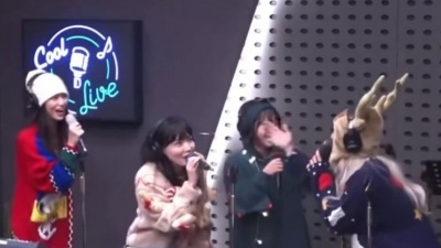 JEON SOMI、请夏、金度妍、磪有情 - All I Want For Christmas Is You