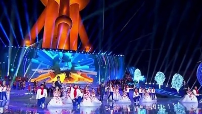 SNH48、Vocal Force - 我们的上海 (2017东方卫视元宵喜乐会) (Live)