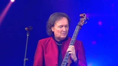 pooh - Uomini soli (Live in Bologna)