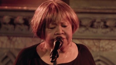 Mavis Staples - No Time For Cryin'