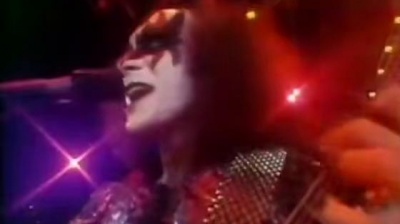 KISS - I Was Made For Lovin' You 现场版