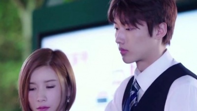 徐立、师铭泽K-noor - 爱的啾啾 (《一吻不定情》网剧主题曲)