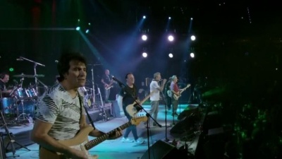 hombres g - La Muralla Verde (En Vivo) (Live)