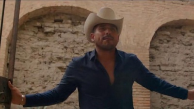 Luis R Conriquez、Espinoza Paz - Ciega Por El