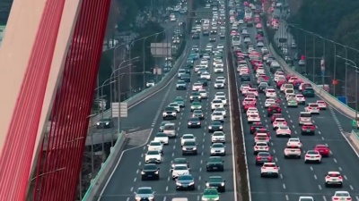 孙楠、谭维维、杨坤、黄绮珊、周晓鸥、老狼、杨钰莹、江映蓉、李行亮、张晓涵、李伯清 - 城市的翅膀
