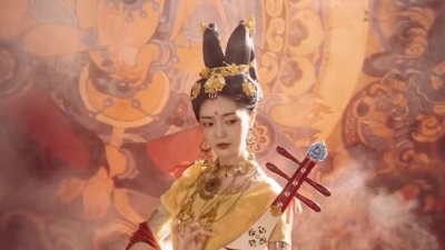 种草小星星 - 序1： 千年文化下的飞天仙女，属于你的敦煌飞天走出壁画后~爱了爱了~  #敦煌  #古风