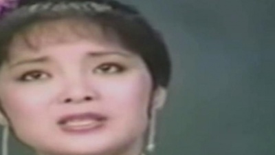 东方仙阁 - 邓丽君的《胭脂泪》，林花谢了春红，无奈朝来寒雨晚来风