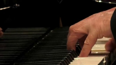 Daniel Barenboim - Beethoven: 33 Variations in C Major, Op. 120 on a Waltz by Diabelli - Var. 10. Presto