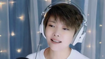 魏佳艺 - 一趟人间三两酒