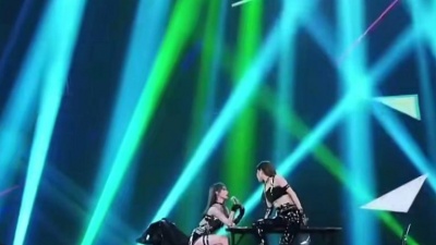 GNZ48郑丹妮、GNZ48陈珂、BEJ48黄怡慈 - In The Dark