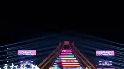 王艺瑾 - 爱的主打歌 + 小城夏天 + 小手拉大手 + 绿光