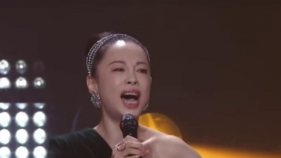 爱豆圈 - 黄绮珊《回来》2023小霞黄绮珊「绮丽」演唱会现场