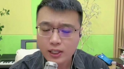 崔伟立 - 怎么爱都爱不够
