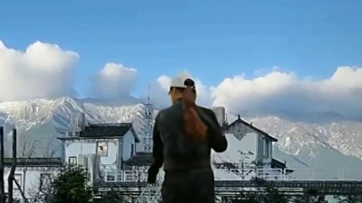 沪宅 - 纯音乐，爱拼才会赢.拼一个春夏秋冬，换一生无怨无悔