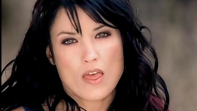 Meredith Brooks、Queen Latifah - Lay Down(Candles In The Rain)